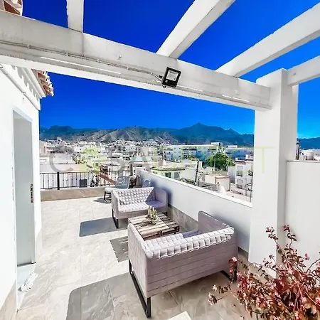 2 Bedroom With Large Private Terrace Apartment *