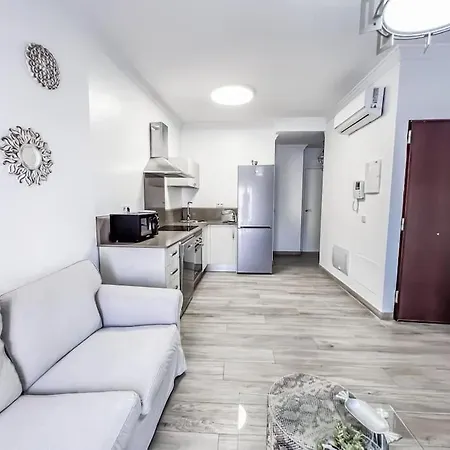 2 Bedroom With Large Private Terrace *